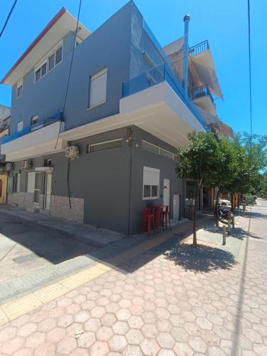 The loft, Pireus