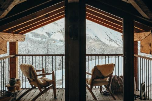 Balcony/terrace, Joubarbe Rose by Lodji in Villarencel