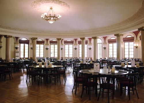 餐廳, Legends Tskaltubo Spa Resort in 茨卡爾圖博