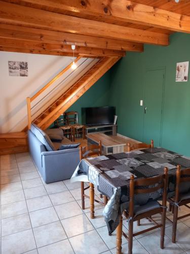 Le Gîte de Nadine (Le Gite de Nadine) in Belvezet