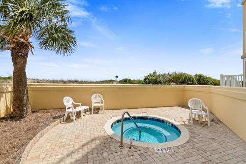 Fordham 201 OV 3BR3BA wKitchen & Balcony - image 9