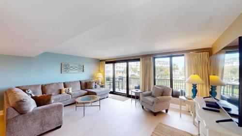 CoastalRetreat Beachfront 3BR Litchfield By theSea in Pawleys Island, USA
