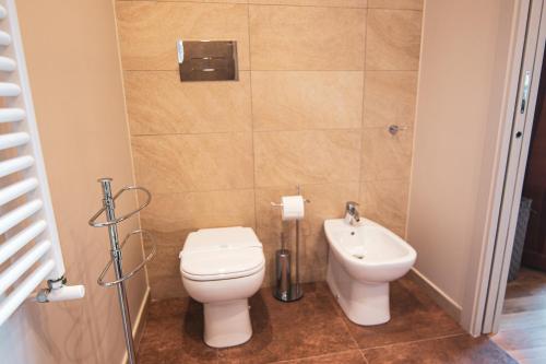 Mergellina Seaside Panoramic Luxury Apartment with Lift, Naples (photo 10)