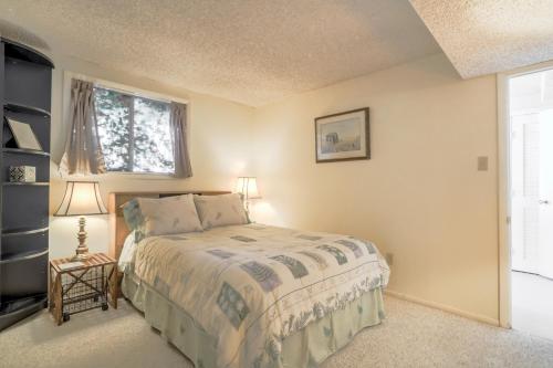 Cozy Ground Floor - Pet Friendly - Work Space in Colorado Springs, USA