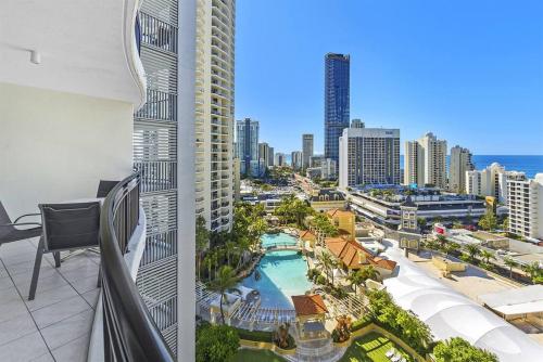 Bliss At The Towers - Surfers Central!