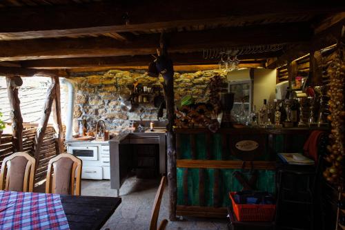 ห้องส่วนกลางสำหรับนั่งเล่น/ดูทีวี, Porodična kuća Vitina Iža (Porodicna kuca Vitina Iza) in ปิรอต