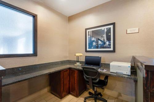 Business center, Best Western Des Plaines/O’Hare in North O'Hare