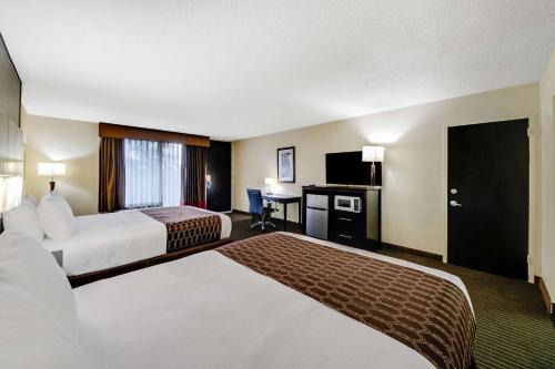 Best Western Inn of Del Rio - image 10