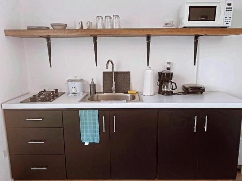 Sweet Sunset 6 Playa Rompeolas Aguadilla in 阿瓜迪亞