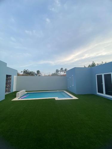 Pool house in Paradera