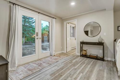Lower Stone Lodge - Hot Tub - Game Room - Lower Unit in Cascade-Chipita Park, USA