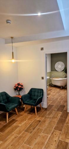 Burton Stone Inn - image 7