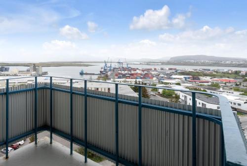 Lovely 1 Bedroom Apartment - Perfect Panorama View in Laugardalur