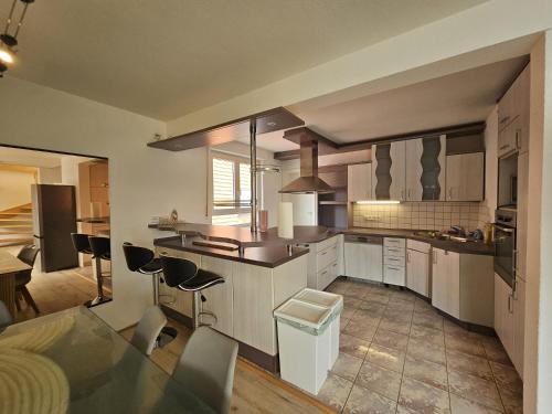 Wohnreich Blaustein Mitte -3A- 4er WG mit eigenem Bad Wohnreich Blaustein Mitte -3A- 4er WG mit eigenem Bad