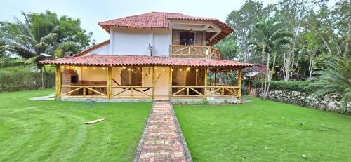 外部景觀, Casa vacacional Playa y Campo familiar in 奧隆