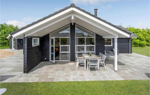 Exterior view, 3 Bedroom Amazing Home In Tarm in Hemmet