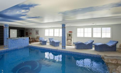 Hotel Capricho - image 10