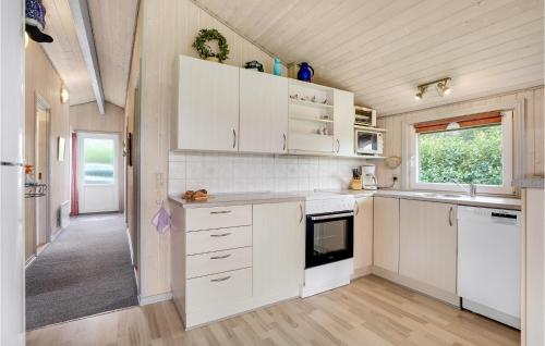 Kitchen, Stunning Home In Hemmet With Wifi in Hemmet