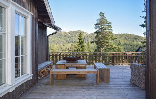 . 5 Bedroom Stunning Home In Skollenborg
