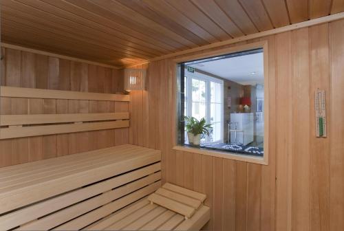 Hotel Capricho - image 12