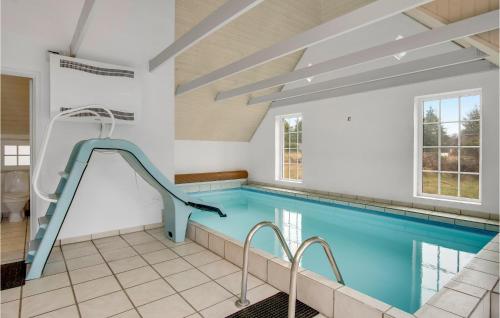 Swimming pool, Cozy Home In Rømø With Sauna in Romo Kirkeby