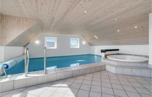 Swimming pool, Pet Friendly Home In Hvide Sande With Sauna in Hvide Sande