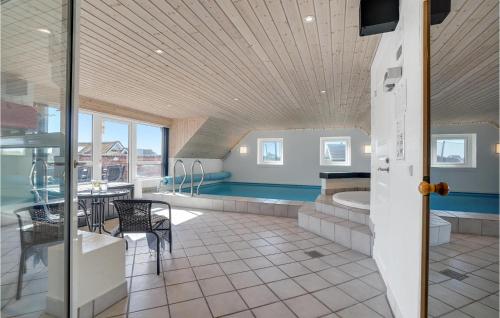 Swimming pool, Pet Friendly Home In Hvide Sande With Sauna in Hvide Sande