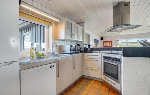 Kitchen, Pet Friendly Home In Hvide Sande With Sauna in Hvide Sande