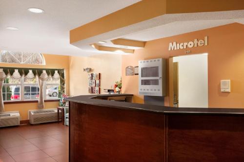 Microtel Inn By Wyndham Albany Airport