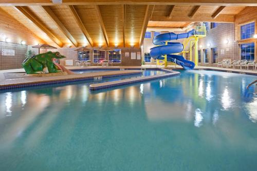 AmericInn by Wyndham Wetmore Munising in Wetmore, USA
