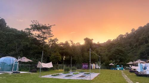 The Starry Dome Couple Room The Starry Dome Couple Room