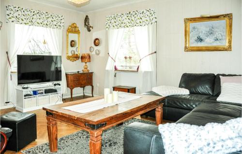 3 Bedroom Pet Friendly Home In Säffle (3 Bedroom Pet Friendly Home In Saffle) in سافل