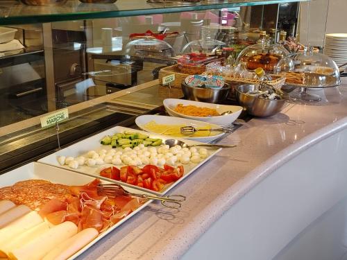 Ételek és italok, La Locomotiva Rooms near Ancona Falconara repülőtér