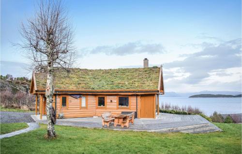 Four-Bedroom Holiday Home