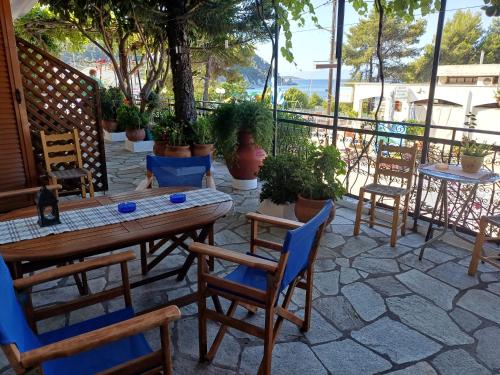 Studios and Apartments Meri Studios and Apartments Meri