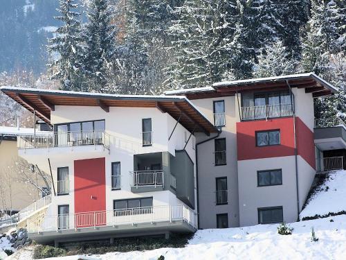 Apartment in Fügen near Spieljoch Ski, Fügen