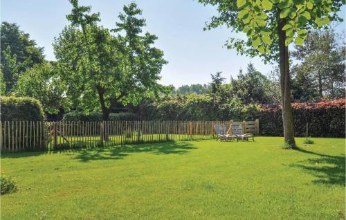 Buitenkant, 3 Bedroom Pet Friendly Home In Leende in Leenderstrijp