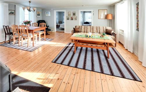 2 Bedroom Nice Home In Lönsboda (2 Bedroom Nice Home In Lonsboda) in Ubbaboda