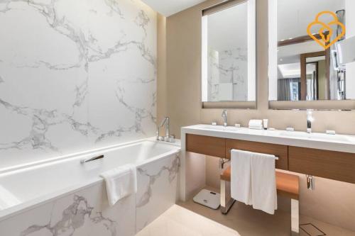 Address Opera 2 Bedroom Apartment, Downtown Dubai, Dubaï (photo 2)