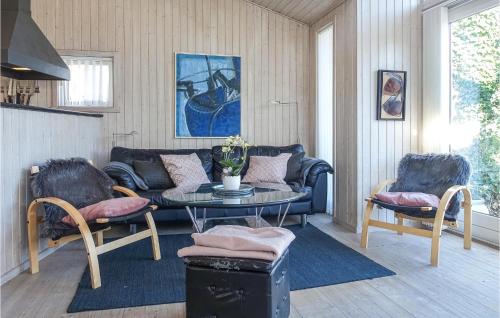  3 Bedroom Amazing Home In Nexø in Neksø