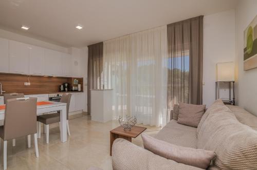 House Nemo in Ljutici