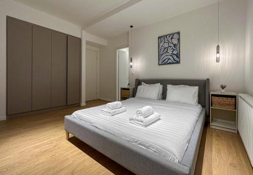 LIV - Modern Comfort Oasis in Pagrati