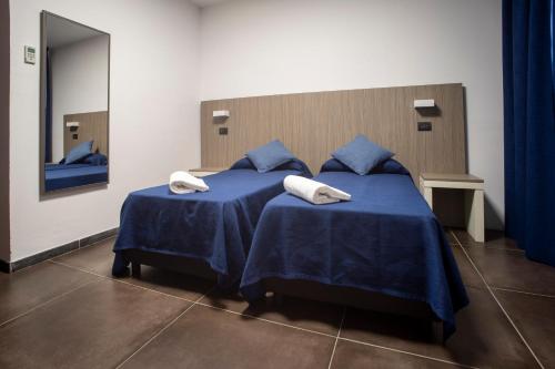 Tiby Hotel Room Type - Twin Room