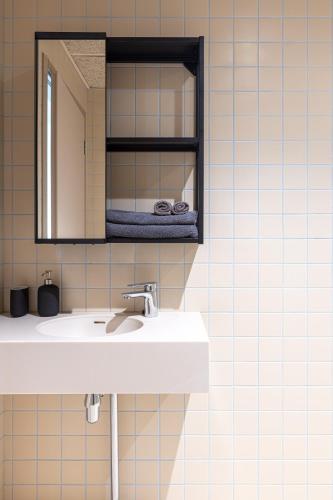 Hugo Apartment Hotel Hugo Apartment Hotel