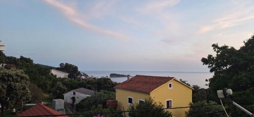 Lingkungan sekitar, Apartment Belis Utjeha in Utjeha