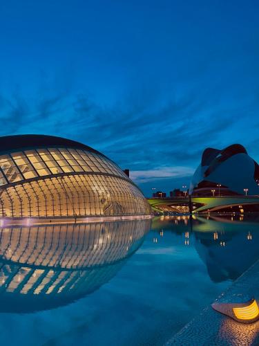 Rooms in Valencia Great Location in Shared Apartment, Валенсия (фото 2)