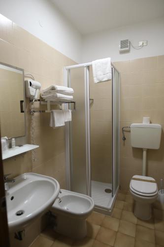 Tiby Hotel Room Type - Economy Double Room