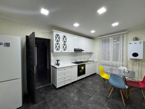 кухня, Spitak Tun in Іджеван