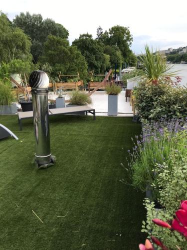 Loft sur l'eau avec parking in Булонски лес