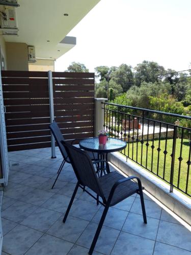 NIKOS DIMAS STUDIOS NIKOS DIMAS STUDIOS